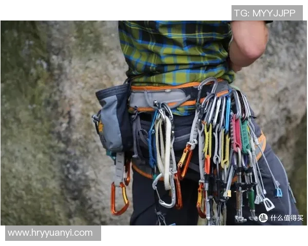 攀岩新手必读:从零基础到比赛经验的全面入门指南 攀岩新手必读:从零基础到比赛经验的全面入门指南